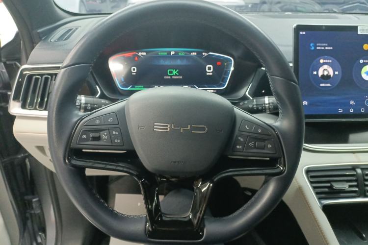 Used BYD Song PLUS New Energy 2023 Champion Edition EV 520KM Prestige Model
