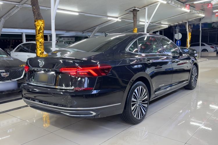 Used Volkswagen Passat 2019 380TSI Prestige Edition China VI Standard
