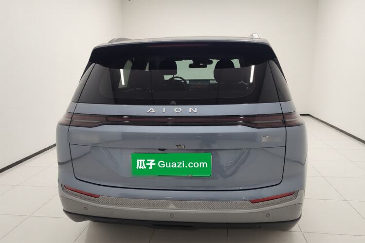 Used AION Y 2023 Younger