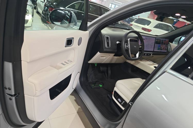 Used Li Auto L7 2024 Ultra Model

