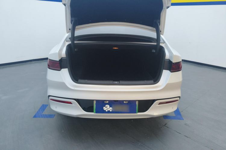 Used BYD Qin PLUS 2021 DM-i 120KM Prestige Model
