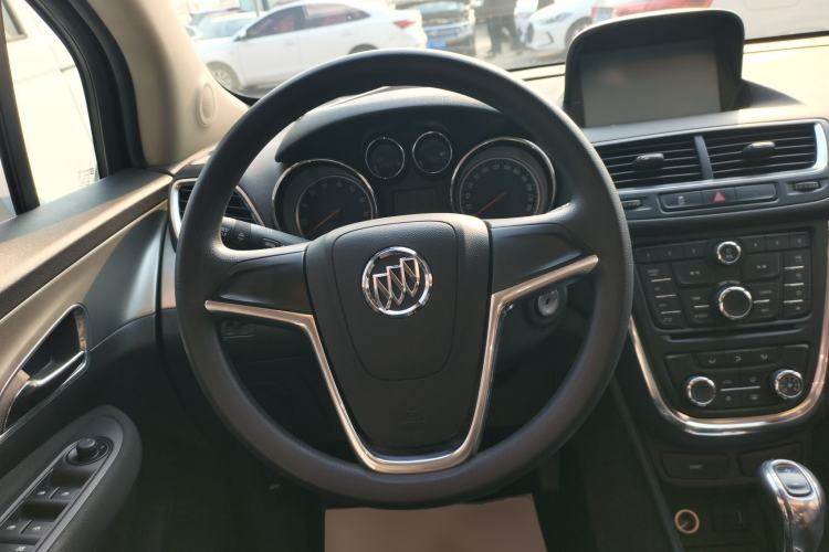 Used Buick Encore 2015 1.4T Automatic Two-Wheel Drive Urban Elite Version

