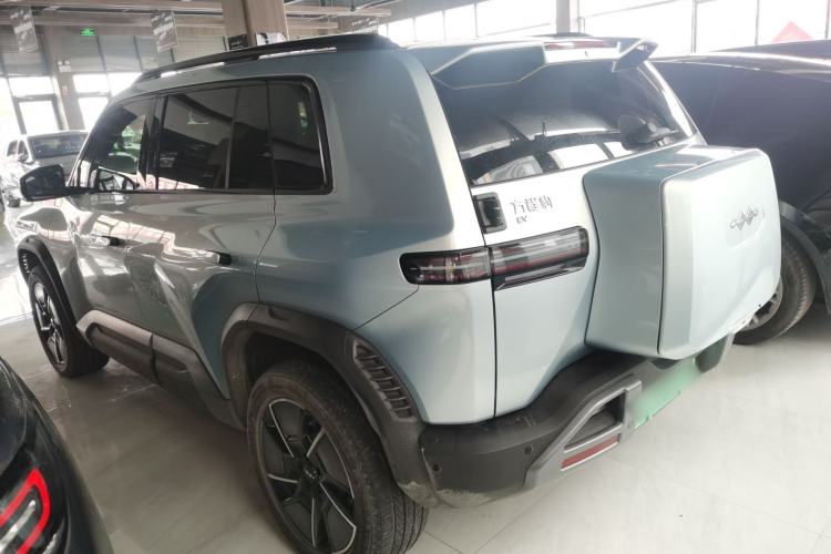 Used Formula Leopard Titanium 3 2025 501 km All-Wheel Drive Intelligent Driving Max Edition
