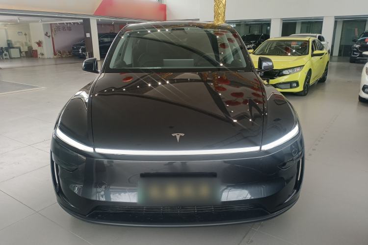 Used Tesla Model Y 2025 Rear-Wheel-Drive Version