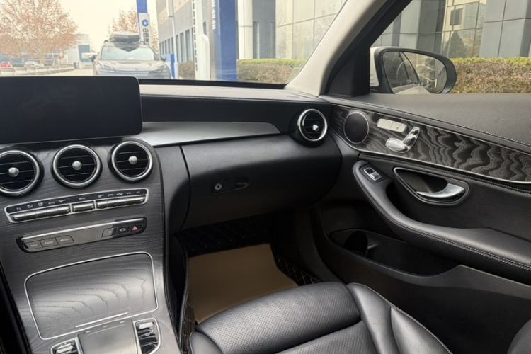 Used Mercedes-Benz C-Class 2019 Restyled C 260 L Sport Edition
