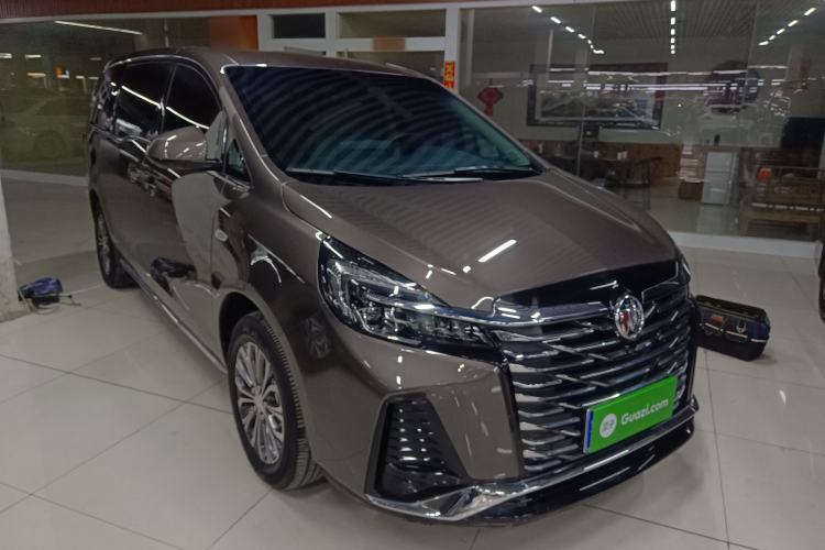 Used Buick GL8 2023 Land Executive Class Comfort Model