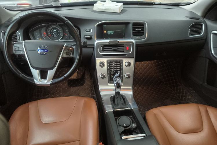 Used Volvo S60 2017 S60L T3 Smart Upgrade Edition
