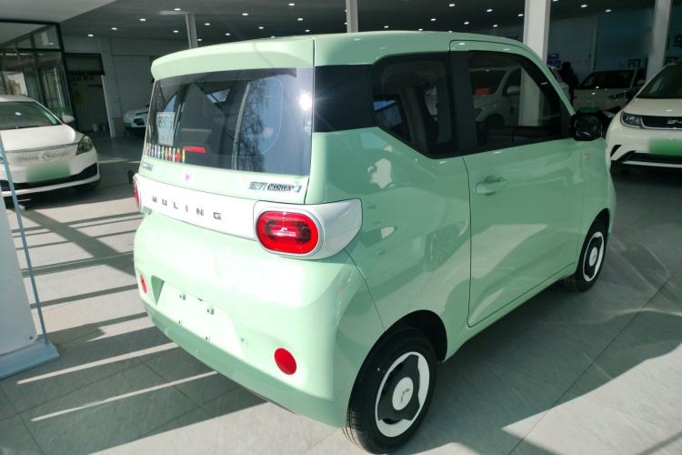 Used Wuling Hongguang MINIEV 2024 3rd Generation 215km Youth Edition
