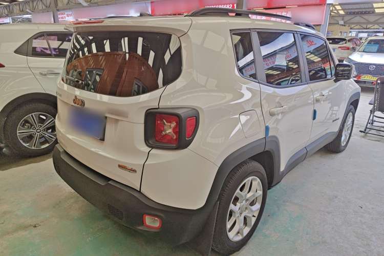 Used  Renegade 2017 180T Automatic High-Energy Version
