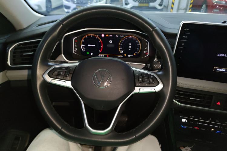 Used Volkswagen Tayron 2023 300TSI Two-Wheel-Drive Luxury Plus Advanced Edition
