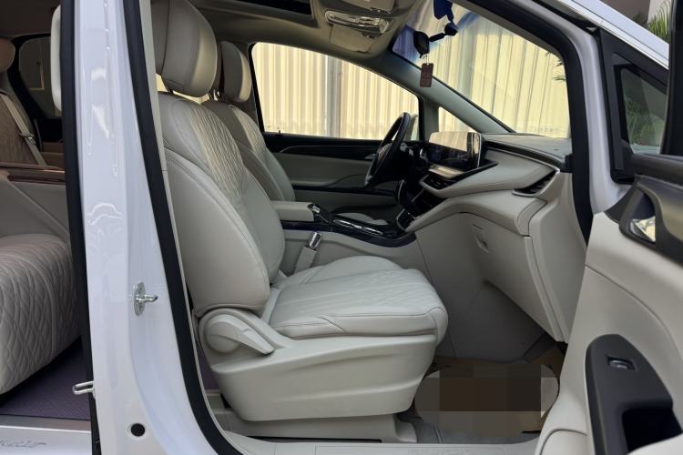 Used Buick GL8 2023 ES Lu Zun Comfort Model
