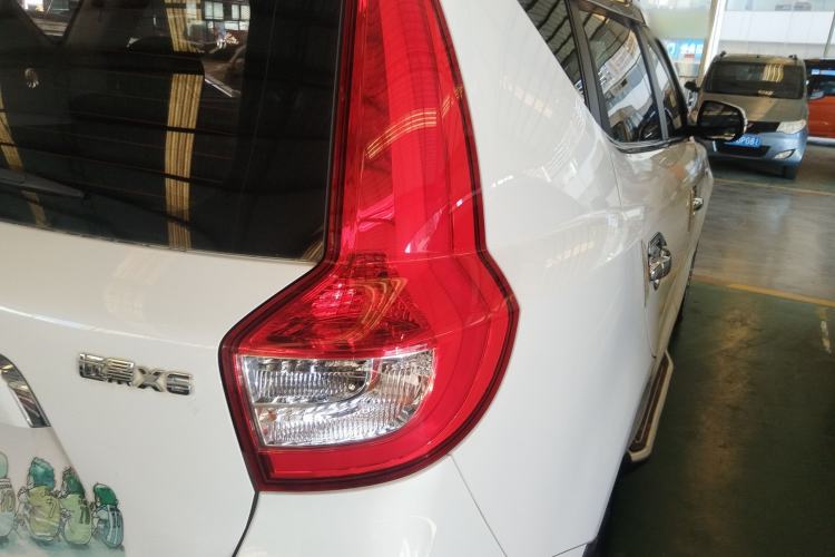 TDK.VehicleDetails.img