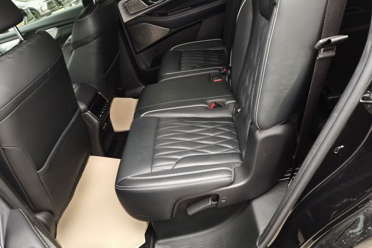 Used GAC Trumpchi GS8 2022 Flagship Series 2.0 TGDI Four-Wheel Drive Luxury Smart Connectivity Version (7 Seats)