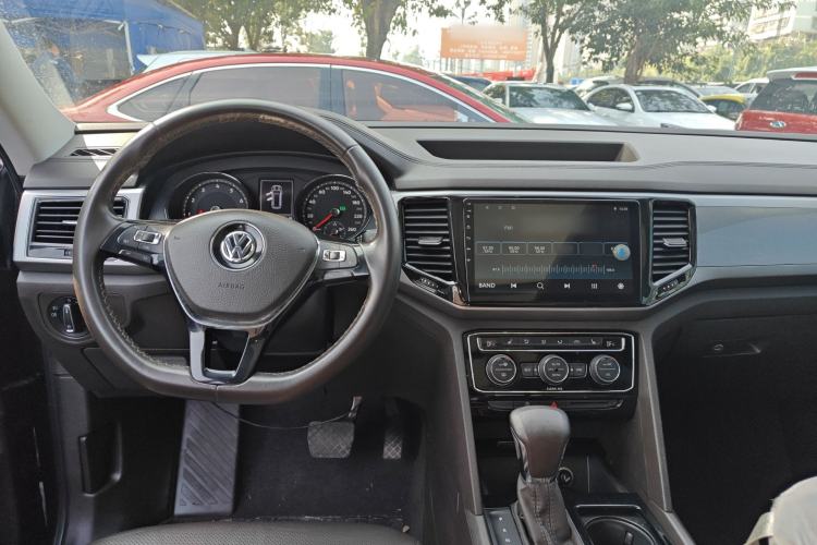 Used Volkswagen Teramont 2017 330TSI Two-Wheel-Drive Luxury Edition
