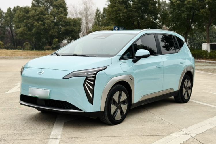 Used AION Y 2023 Younger