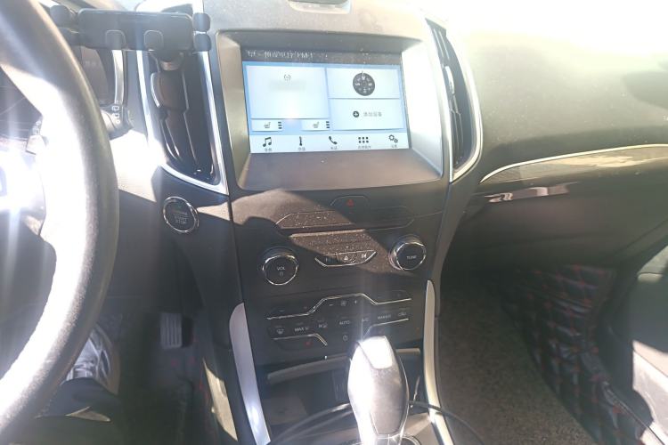 Used Ford Edge 2016 EcoBoost 245 Two-Wheel-Drive Titanium 7-Seater