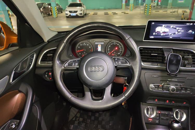 Used Audi Q3 2015 35 TFSI quattro Technology Edition
