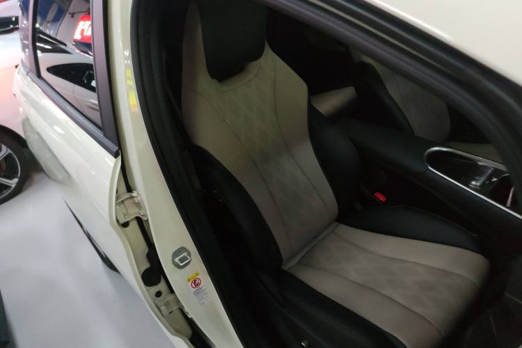 Used BYD Dolphin 2023 420 km Fashion Edition
