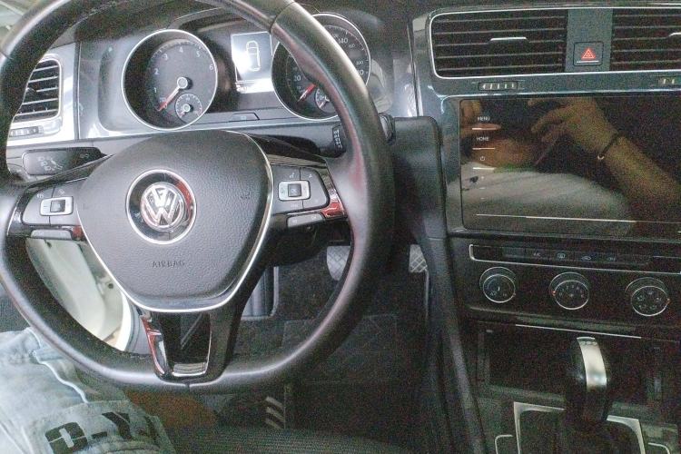 Used Volkswagen Golf 2020 280TSI DSG Comfort Version
