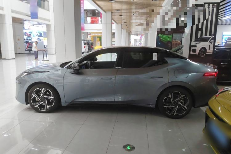 Used Lynk & Co 07 2024 EM-P 126 Long-Range Ultra
