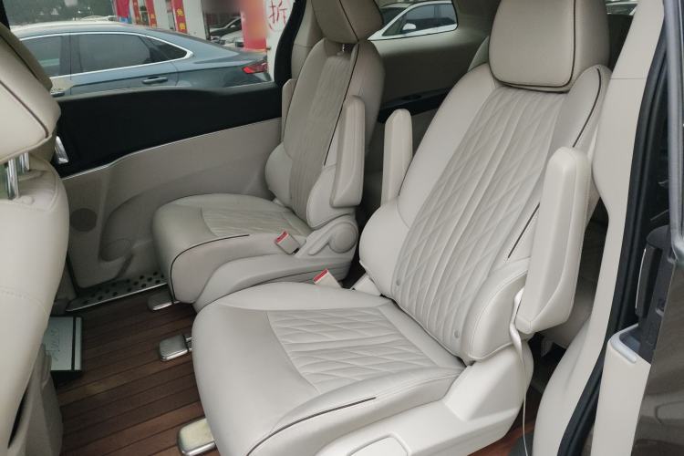 Used Buick GL8 2022 Land Business Class 652T Luxury Model
