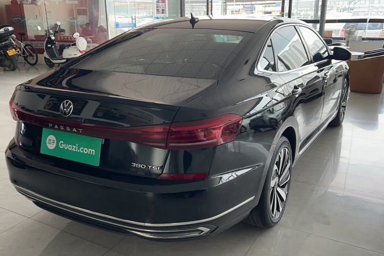 Used Volkswagen Passat 2022 380TSI Luxury Edition
