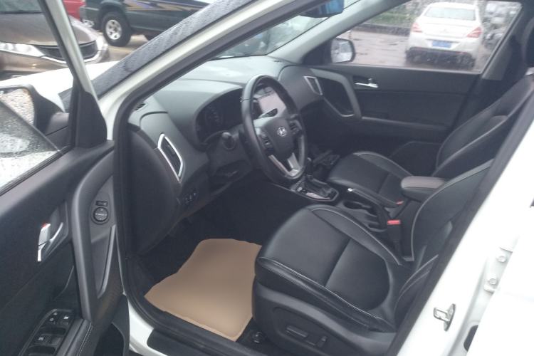 Used Hyundai ix25 2017 1.6L Automatic Smart Version
