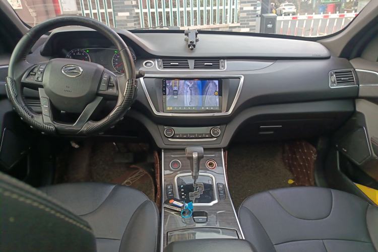 Used Land X7 2015 2.0T Panoramic Luxury Edition
