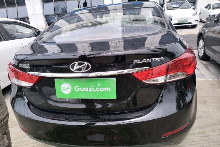 Used Hyundai Elantra 2013 1.6L Automatic Luxury Model
