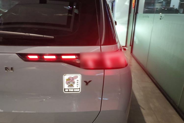 Used AION Y 2022 70 Tech Edition Lithium Iron Phosphate
