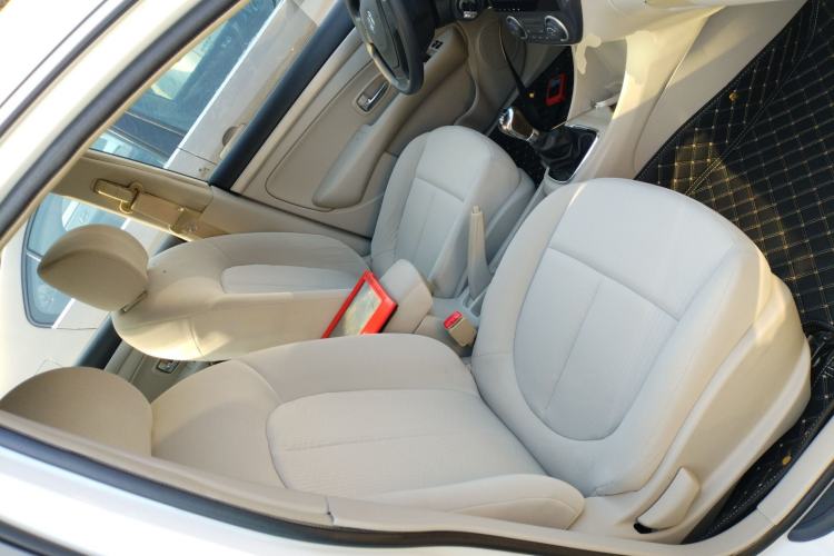 Used Dongfeng Aeolus A60 2016 1.5L Manual Luxury Model