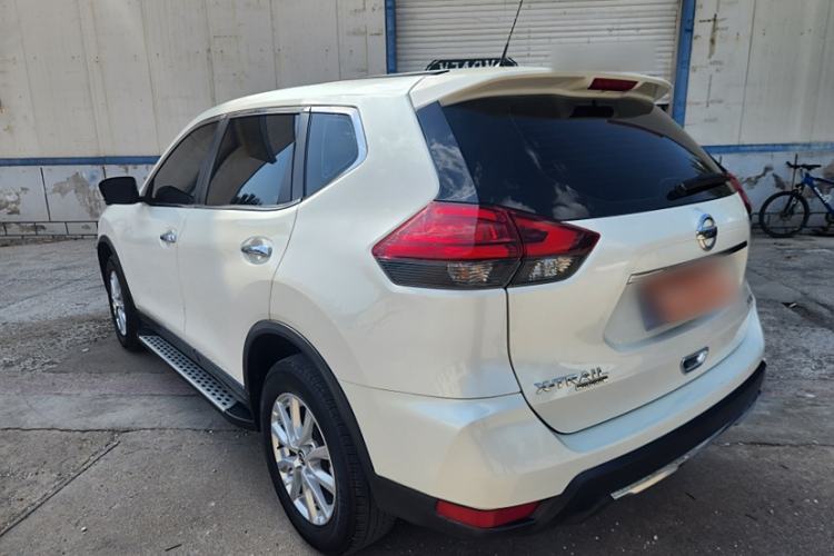 Used Nissan X-Trail 2022 2.0L Two-Wheel Drive Smart Connect Premium Edition
