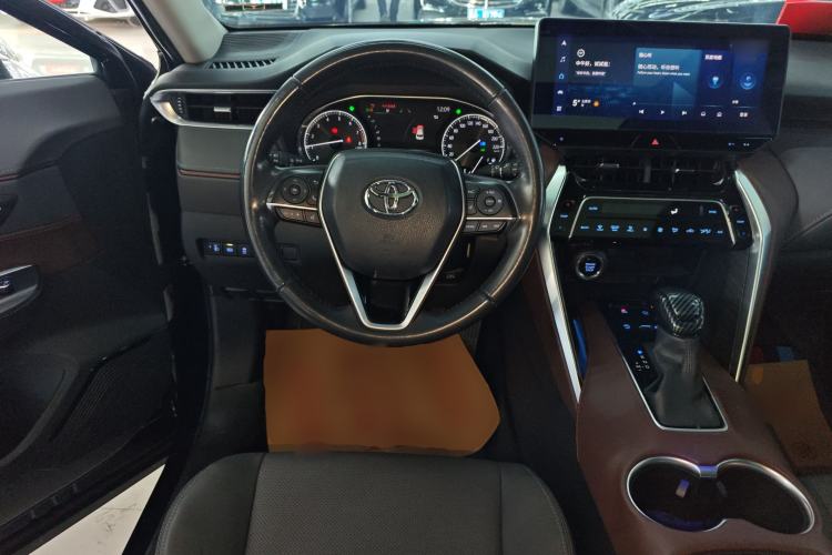 Used Toyota Harrier 2022 2.0L CVT Two-Wheel Drive Deluxe Edition