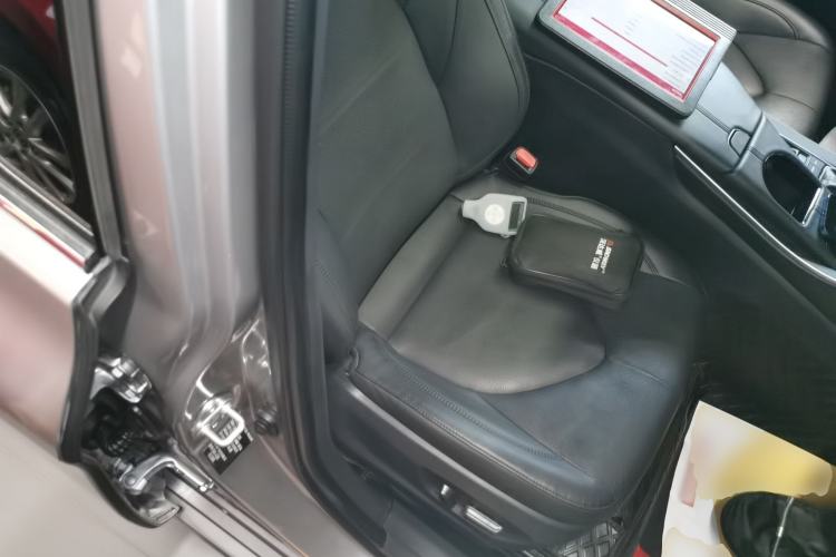 Used Toyota Avalon 2021 2.5L Luxury Edition
