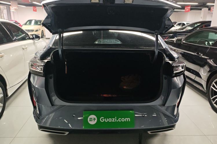 Used Dongfeng Aeolus Yixuan 2025 1.5L Automatic Luxury Version
