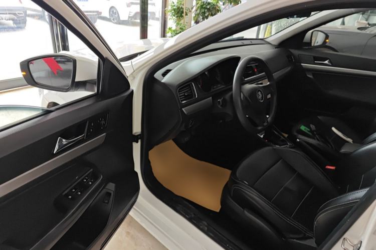 Used Volkswagen Lavida 2017 1.6L Automatic Fashion Edition
