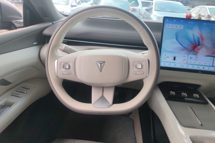 Used  L07 2024 530Max Pure Electric Version