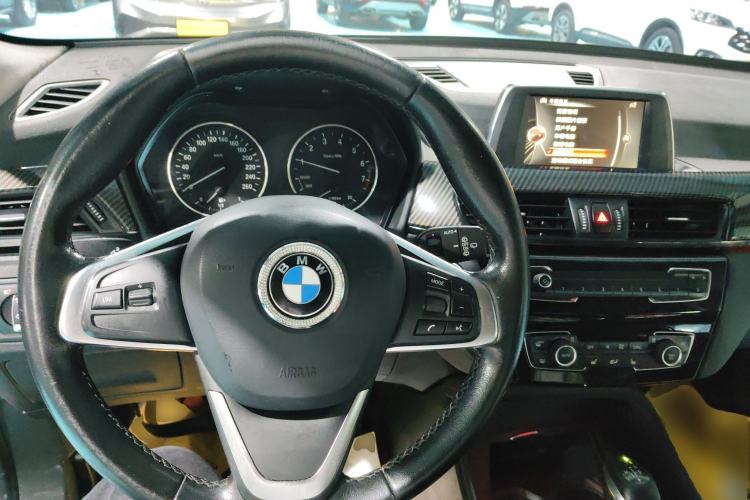 Used BMW X1 2016 sDrive18Li Premium Edition
