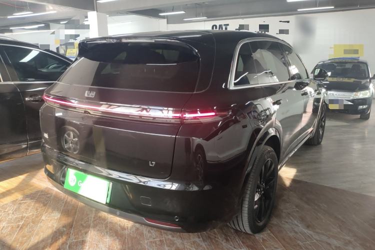 Used Li Auto L7 2023 Air model
