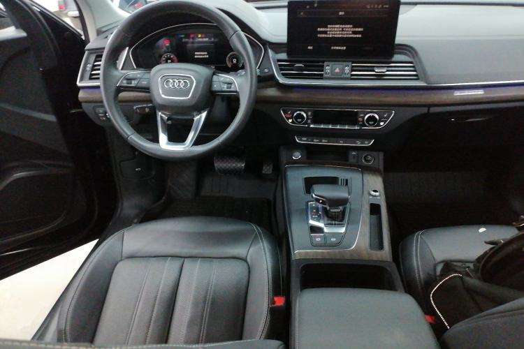 Used Audi Q5L 2023 40T Luxury Elegant Model
