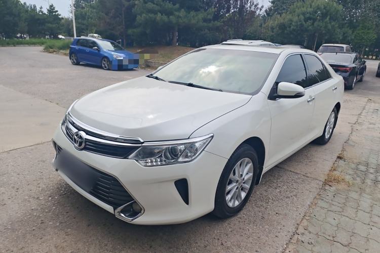 Used Toyota Camry 2016 2.0G 10th Anniversary Leading Edition
