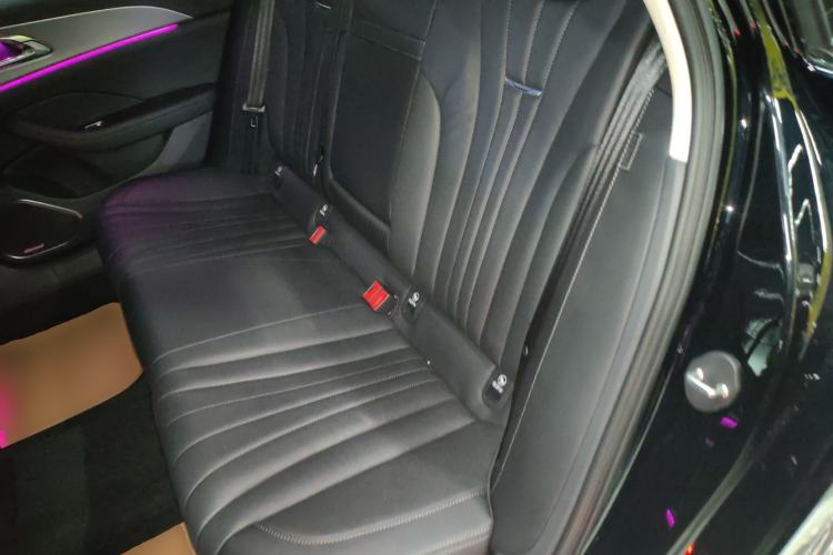 Used Hongqi H5 2023 2.0T Automatic Smart Connect Flagship Edition
