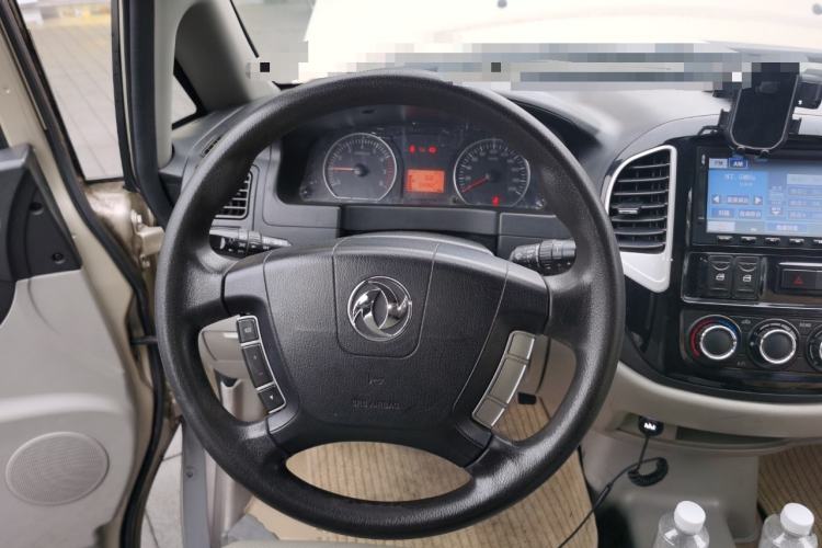 Used FORTHING Lingzhi 2016 M3 1.6L 7-Seater Luxury Model China V Standard
