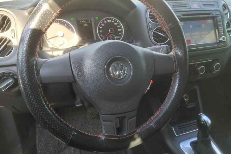 Used Volkswagen Tiguan 2016 280TSI Automatic Two-Wheel-Drive Silk Road Style Edition
