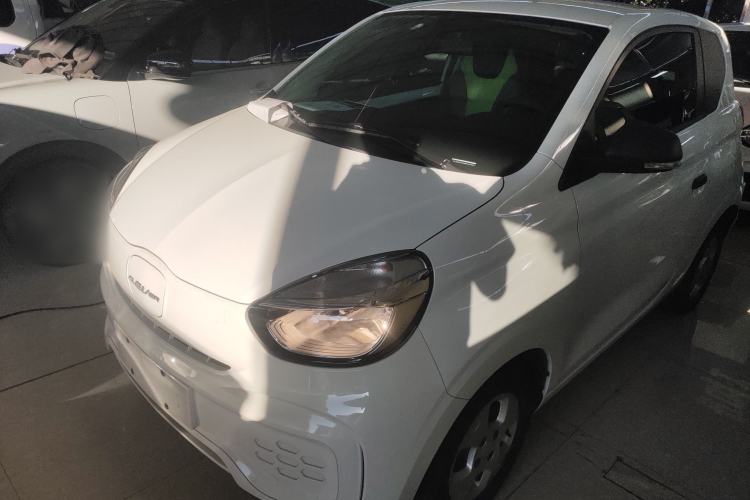Used Roewe Clever 2021 302 km New Four-Seater Super-Efficient Version