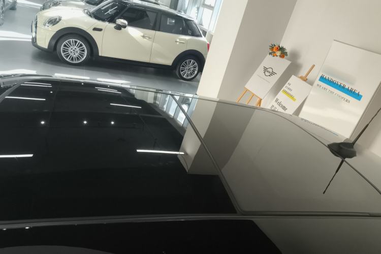 Used  MINI 2016 1.5T COOPER
