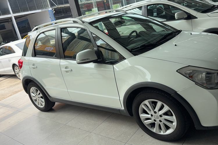 Used Suzuki SX4 2013 1.6L Automatic CoolRide Model
