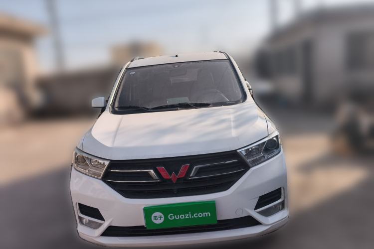 Used Wuling Hongguang 2019 1.5L S Standard Version China VI LAR

