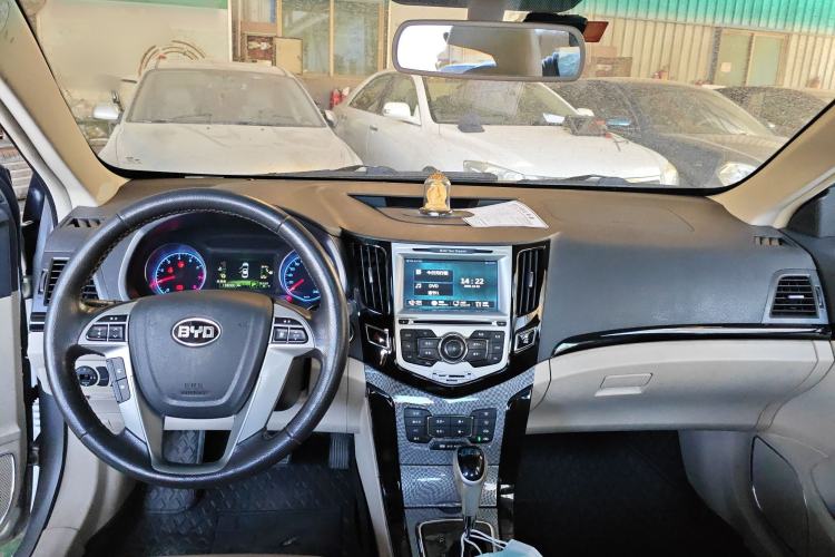 Used BYD Surui 2012 1.5TID Automatic Luxury Version
