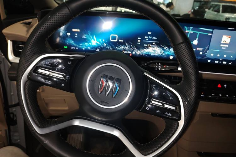 Used Buick Century 2023 2.0T Seven-Seater Deluxe Edition
